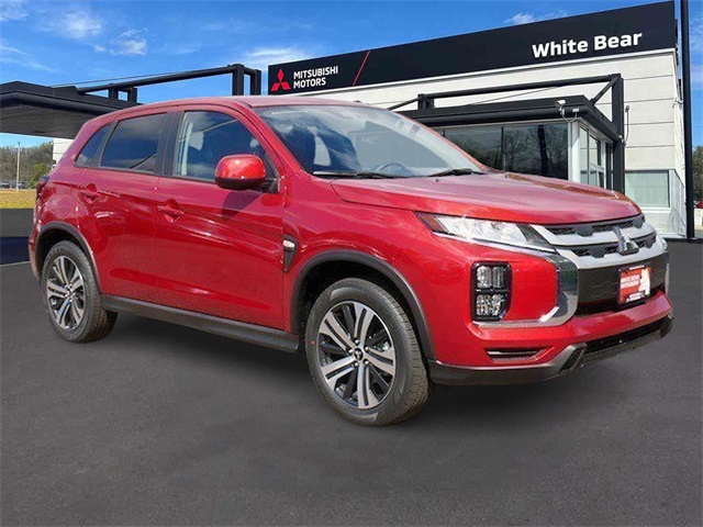 2025 Mitsubishi Outlander Sport ES's photo