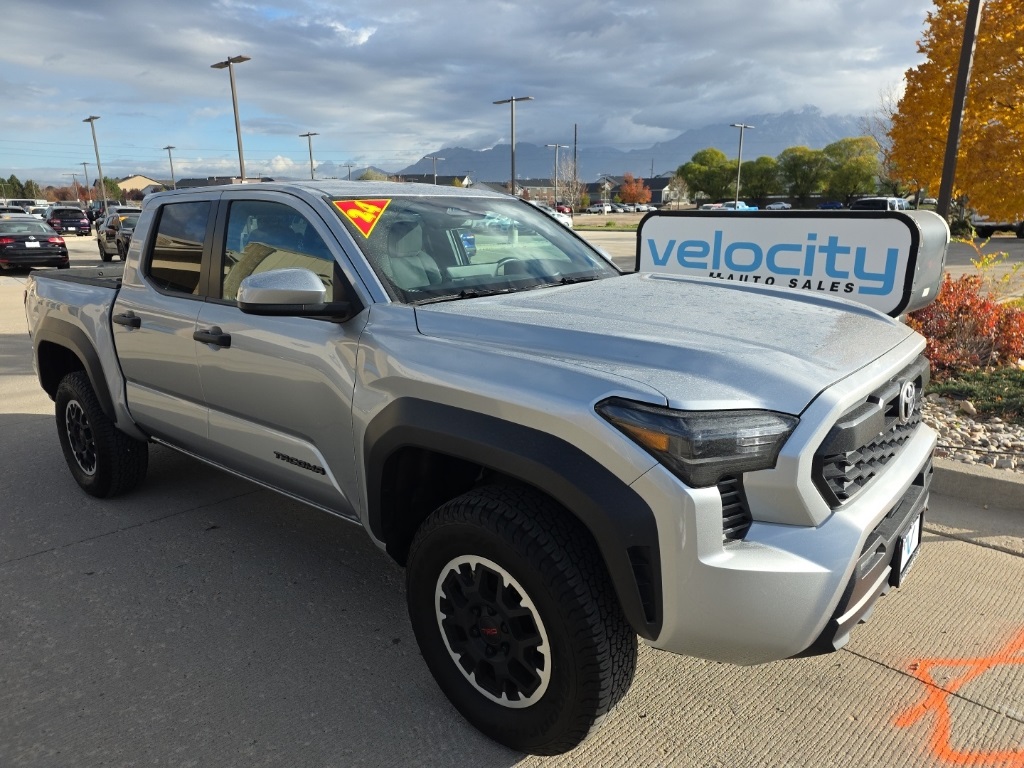 2024 Toyota Tacoma TRD Off Road's photo