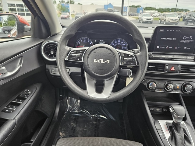 2022 Kia Forte LXS photo 15