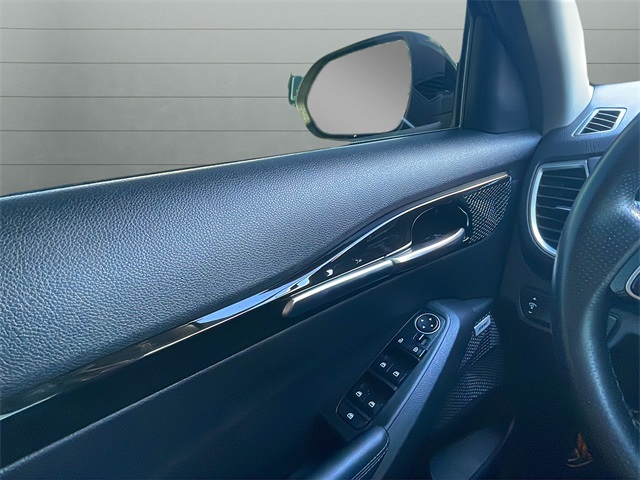 2023 Kia Seltos SX photo 30