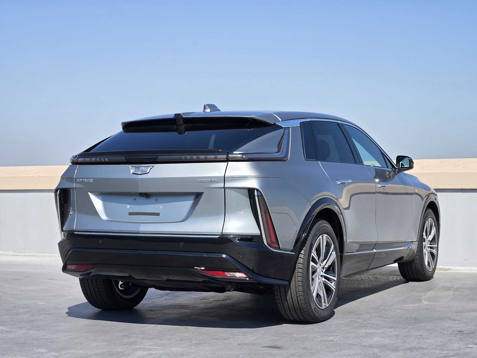 2025 Cadillac Lyriq Luxury photo 4