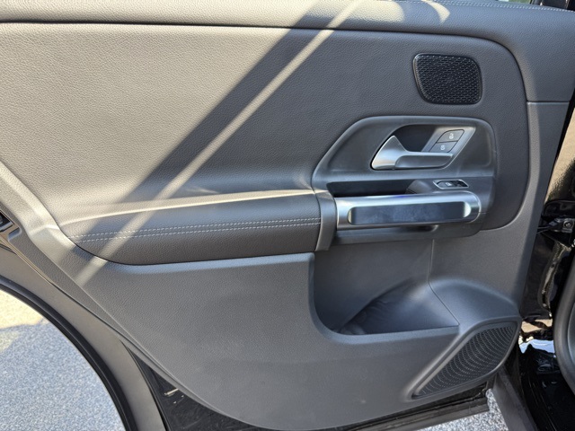 2025 Mercedes Benz GLB 250 4MATIC photo 24