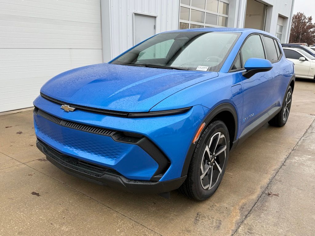 2026 Chevrolet Equinox EV 1LT photo 4