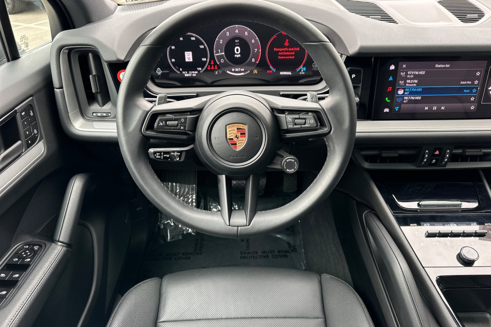 2025 Porsche Cayenne Turbo photo 17