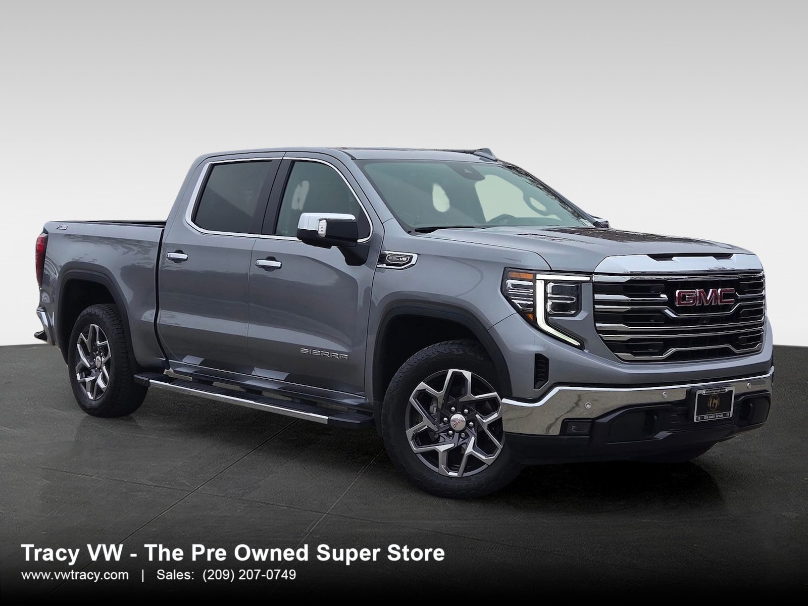 2023 GMC Sierra 1500 SLT's photo
