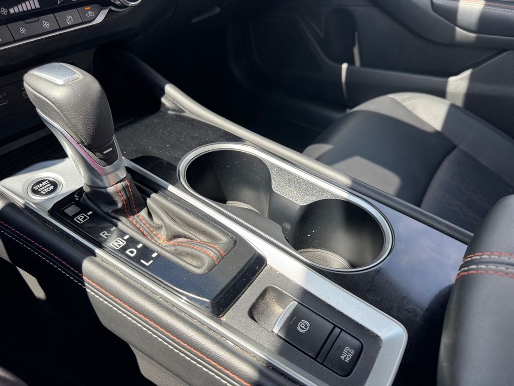 2024 Nissan Altima SR photo 19