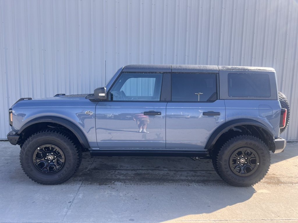2024 Ford Bronco Wildtrak photo 3