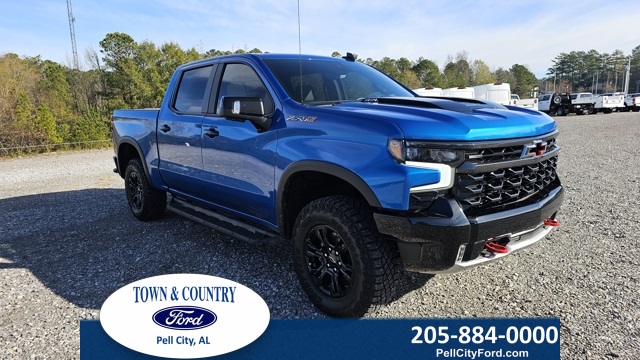 2023 Chevrolet Silverado 1500 ZR2's photo