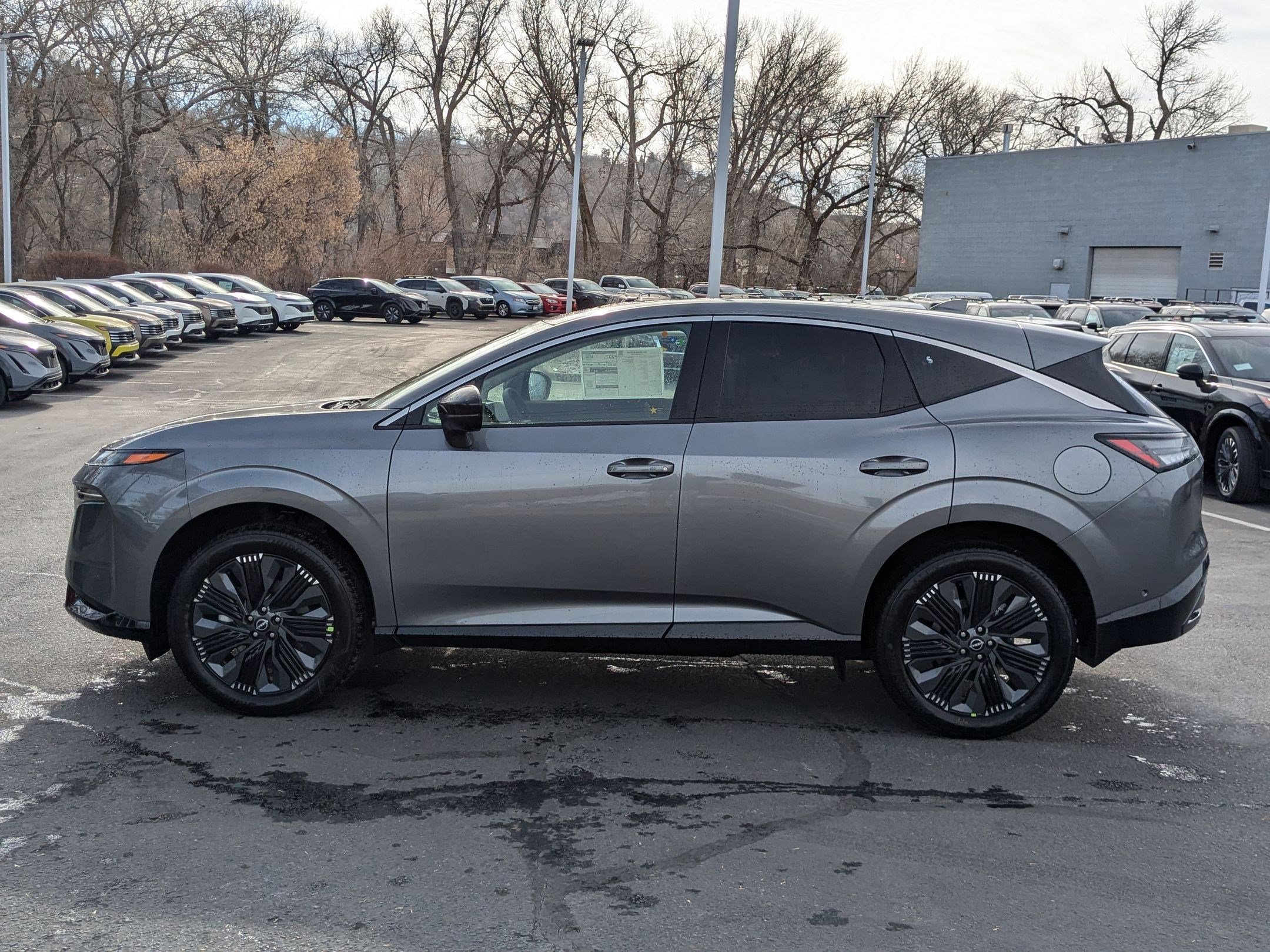 2025 Nissan Murano Platinum photo 6