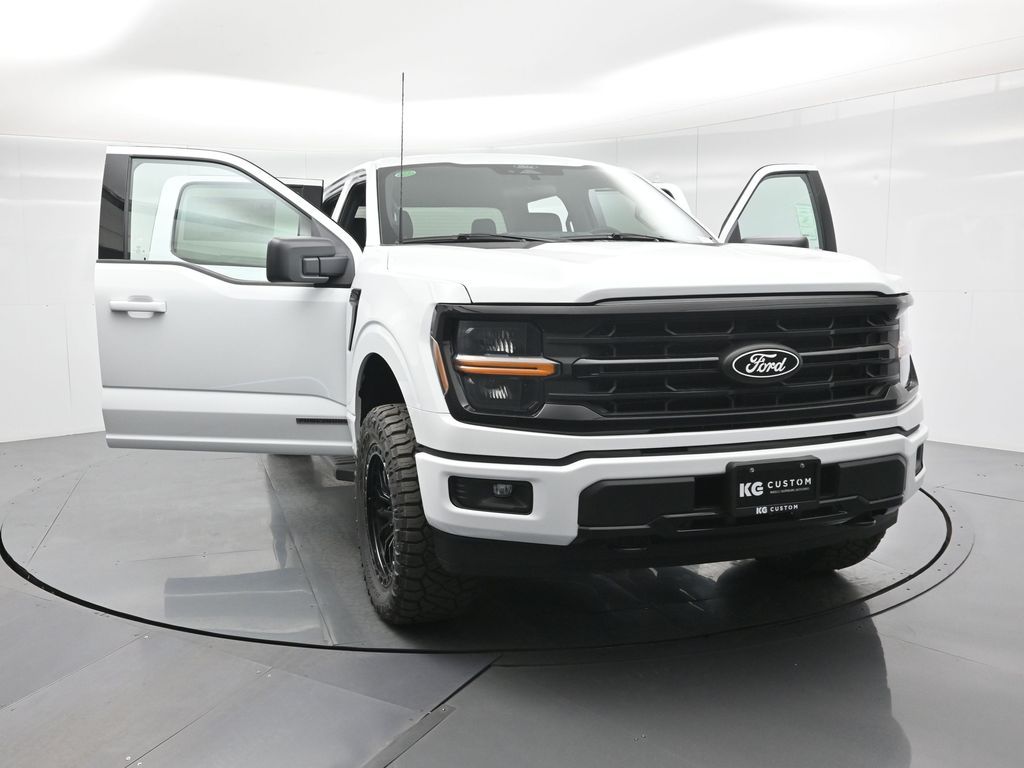 2025 Ford F-150 XLT photo 29