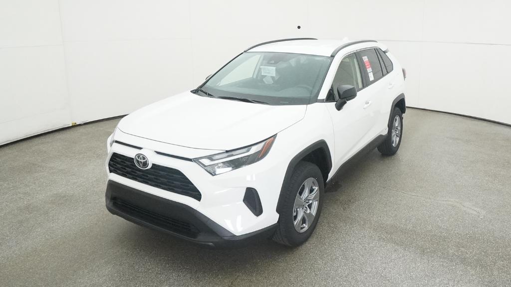 2025 Toyota RAV4 Hybrid LE photo 4