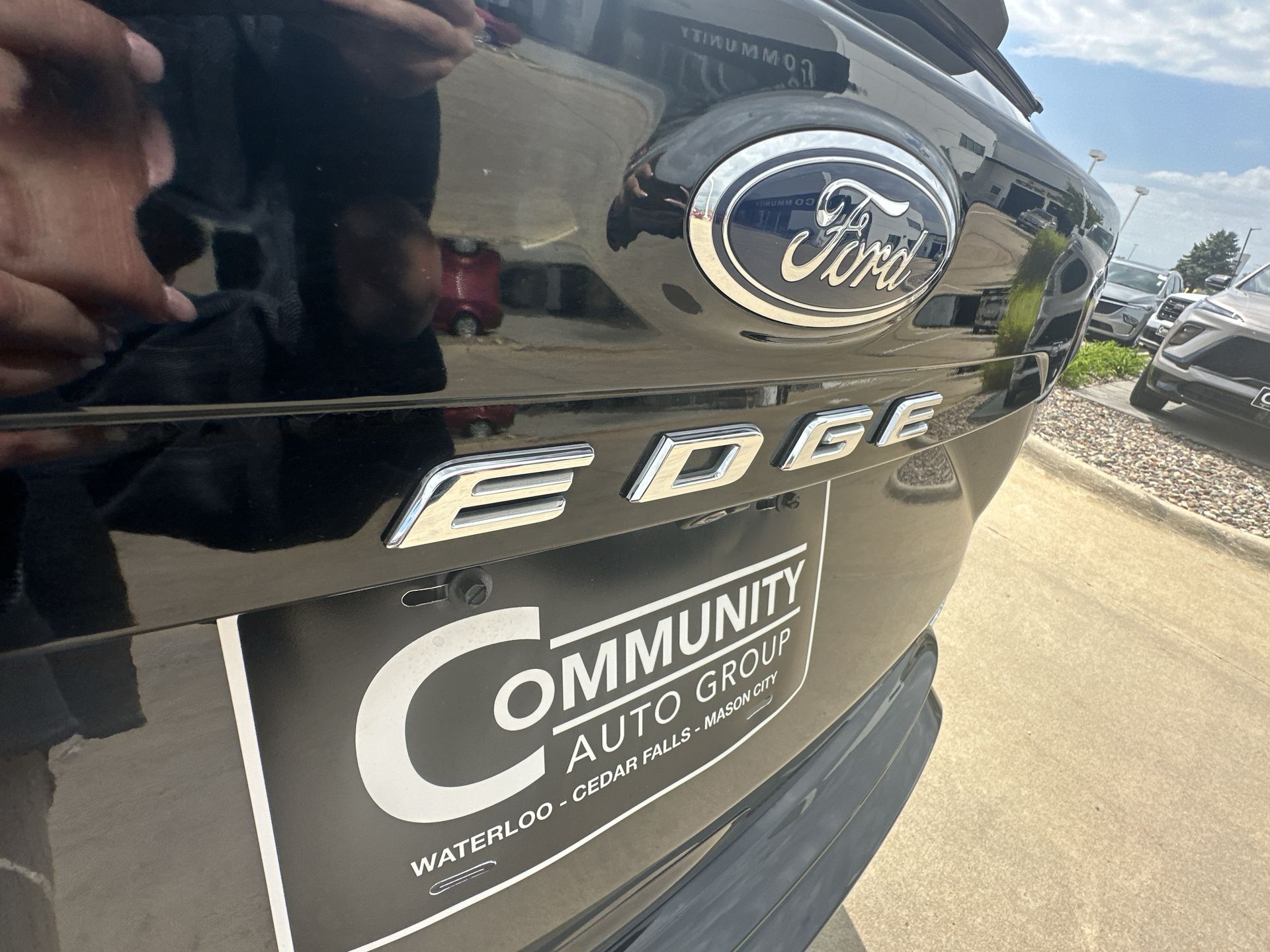 2021 Ford Edge Titanium photo 31