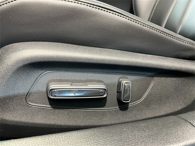 2025 Acura Integra Base photo 14