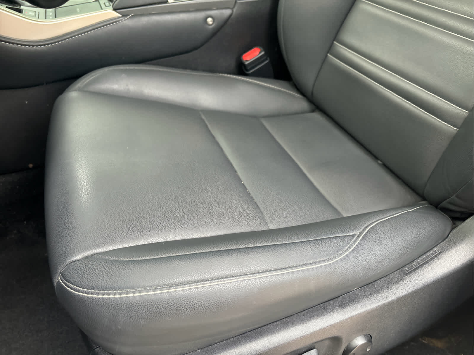 2021 Lexus NX 300h photo 10