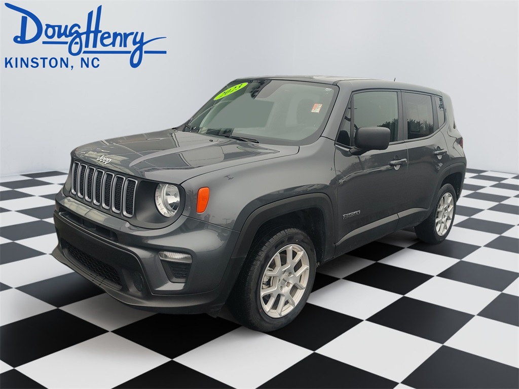 2023 Jeep Renegade Latitude's photo