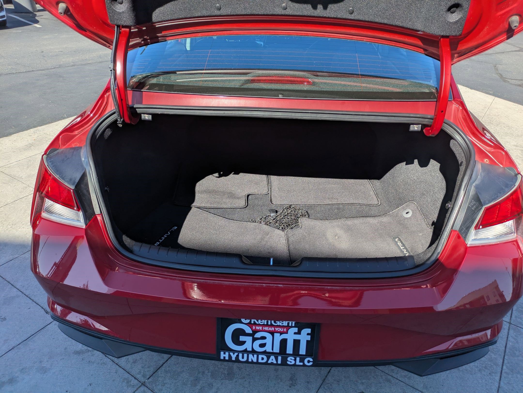 2022 Hyundai Elantra SEL Convenience photo 26