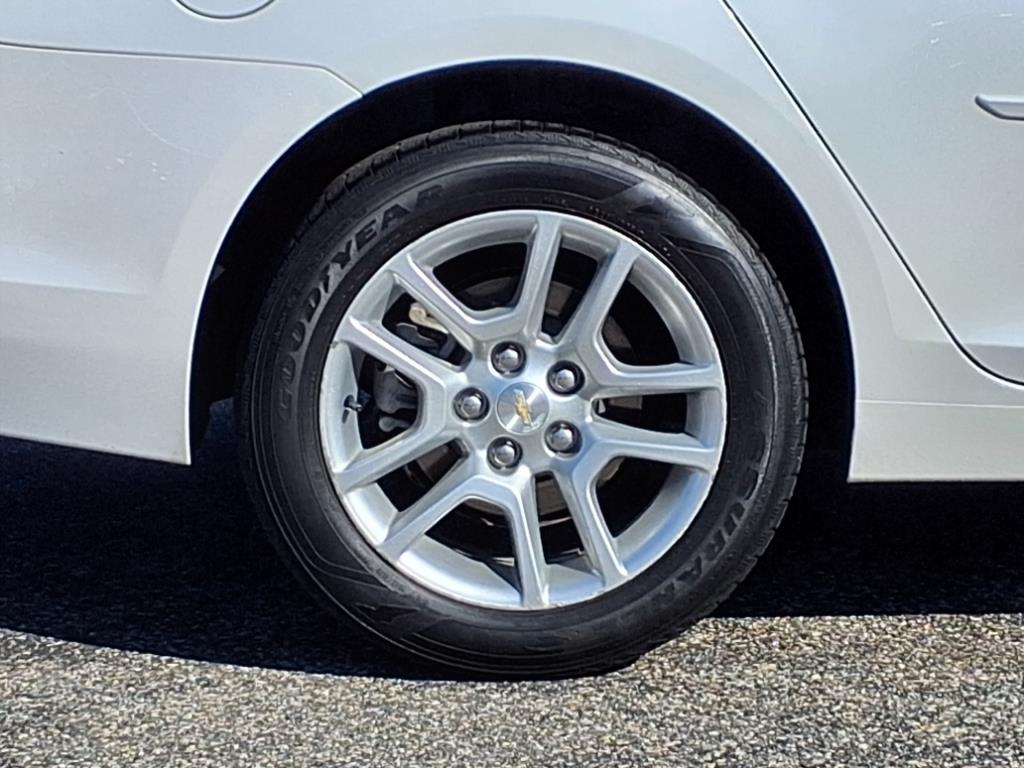 2016 Chevrolet Malibu Limited 1LT photo 3