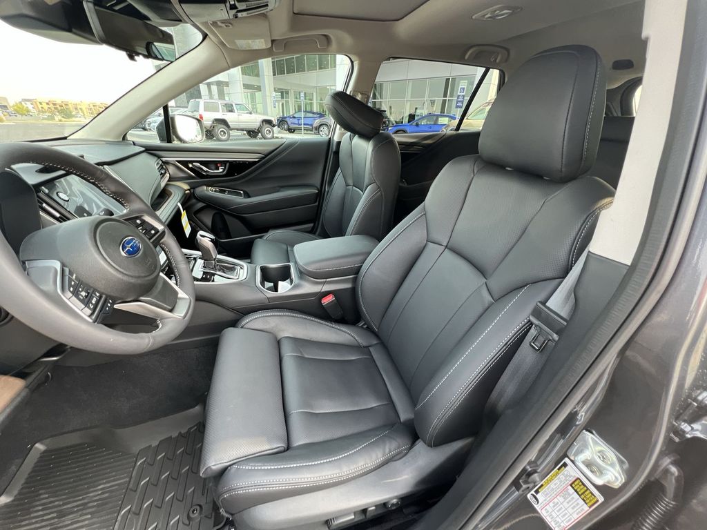 2025 Subaru Outback Touring XT photo 19