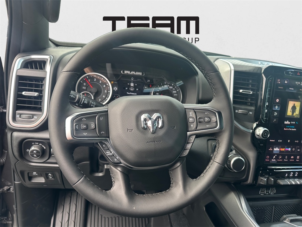2025 Ram 1500 Big Horn Lone Star photo 16