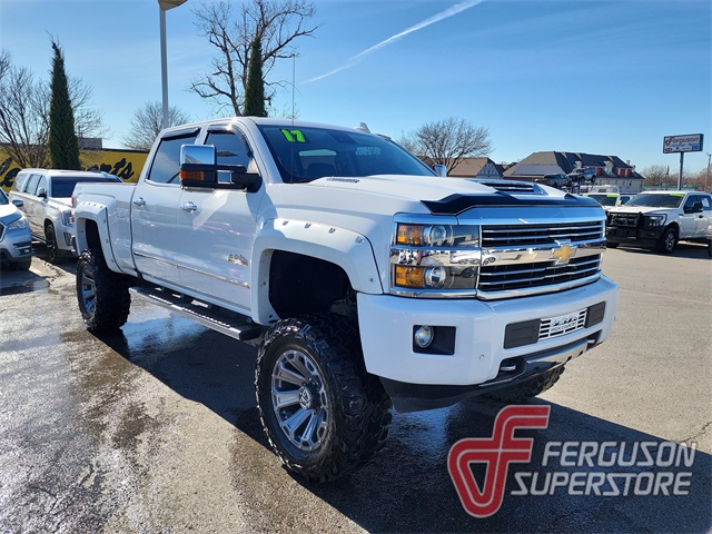 2017 Chevrolet Silverado 2500HD High Country's photo