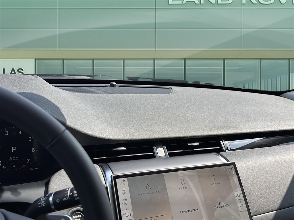 2025 Land Rover Discovery Sport S photo 25