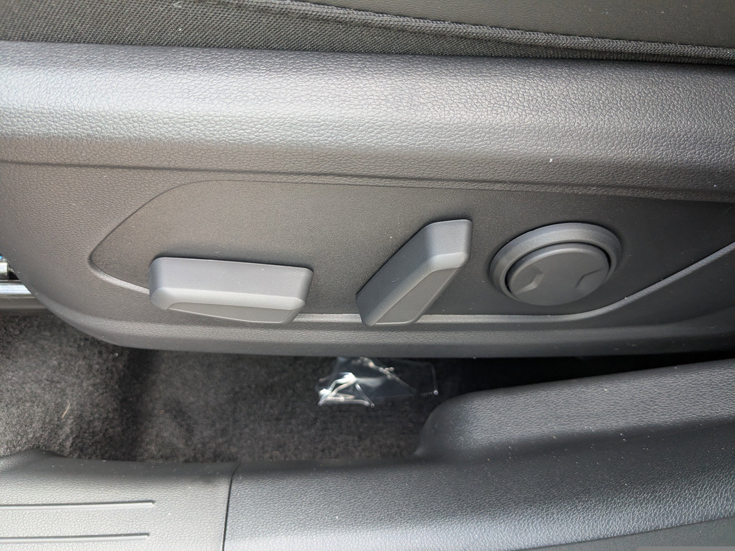 2025 Hyundai Tucson Hybrid SEL Convenience photo 17