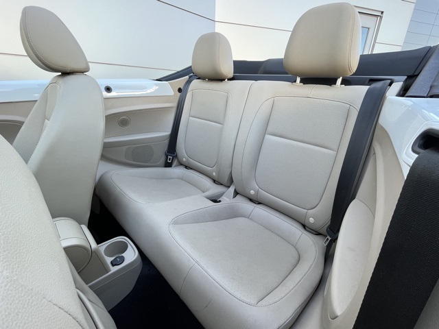 2019 Volkswagen Beetle Convertible S photo 44