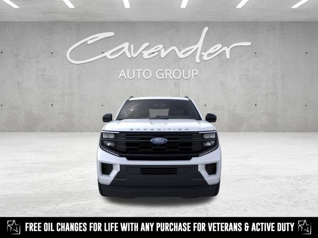 2025 Ford Expedition photo 5