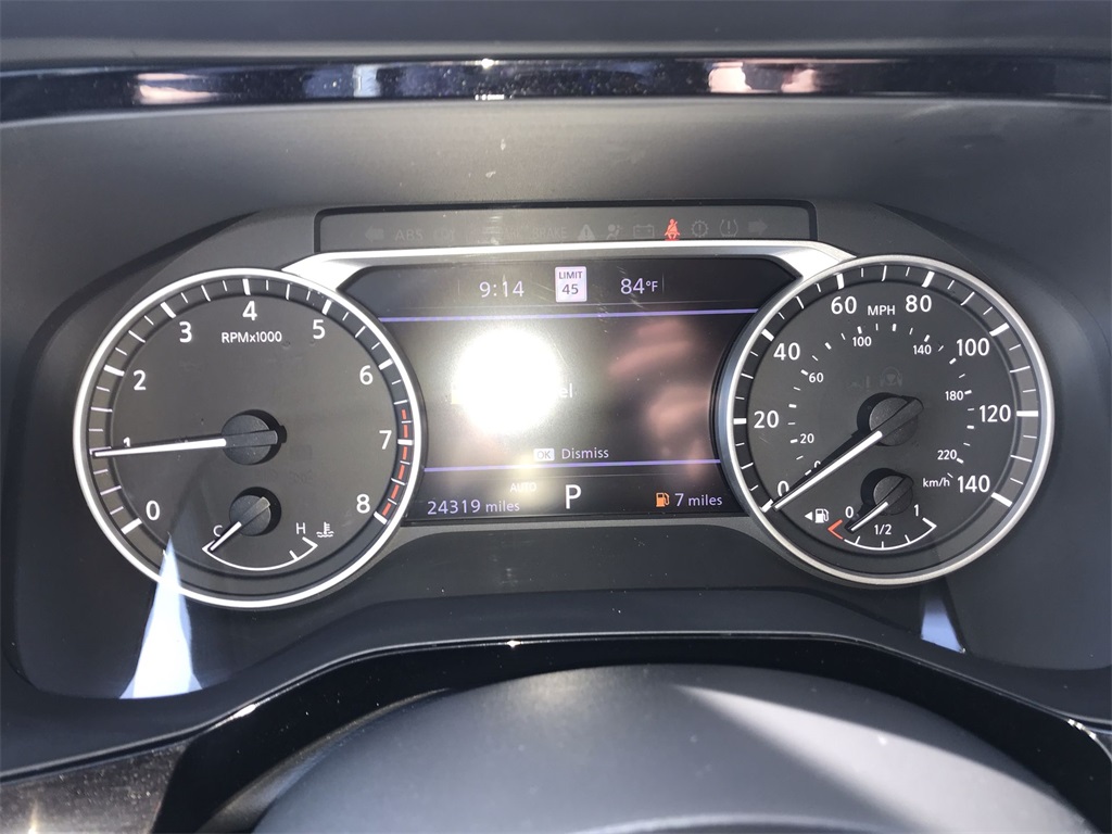 2022 Nissan Pathfinder SL photo 14