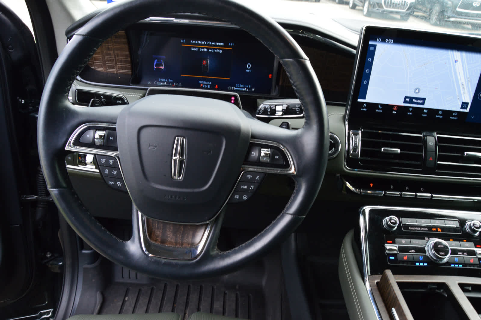 2023 Lincoln Navigator Black Label photo 21