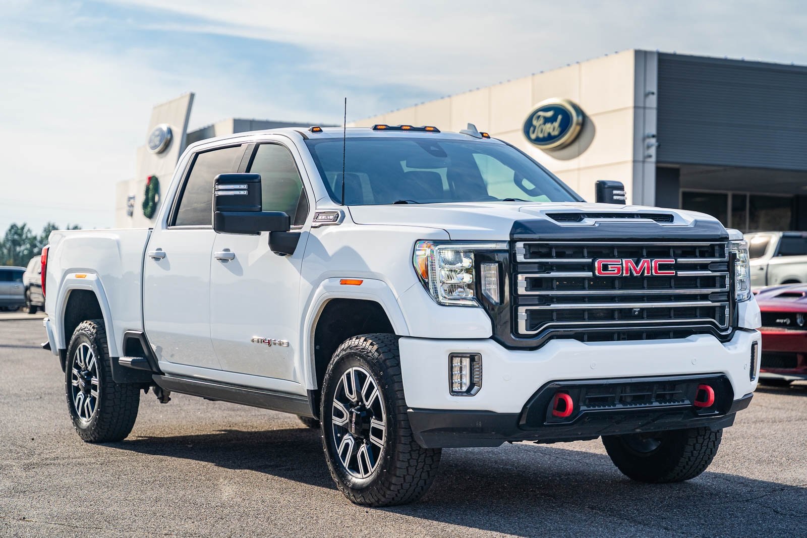 2022 GMC Sierra 2500HD AT4's photo