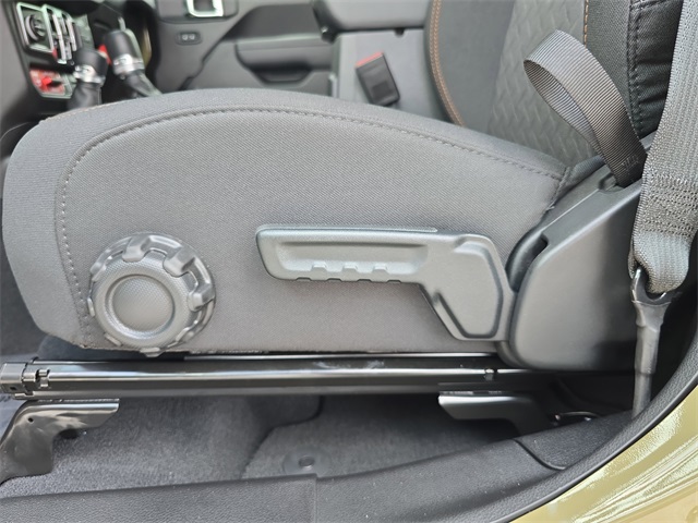 2025 Jeep Gladiator Mojave photo 13