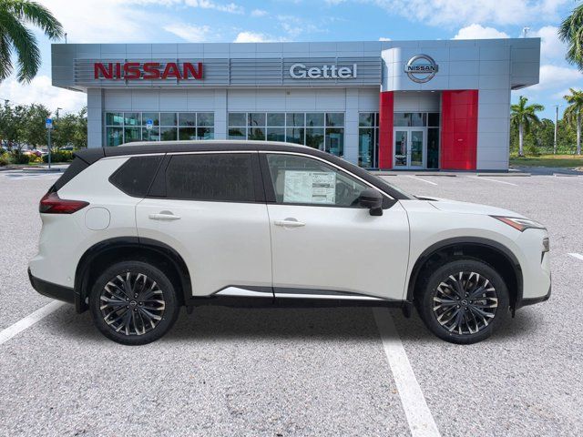2025 Nissan Rogue Platinum photo 2