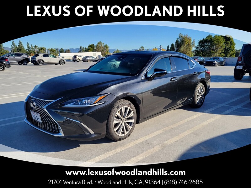 2021 Lexus ES Hybrid 300h's photo