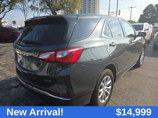 2018 Chevrolet Equinox LT photo 3
