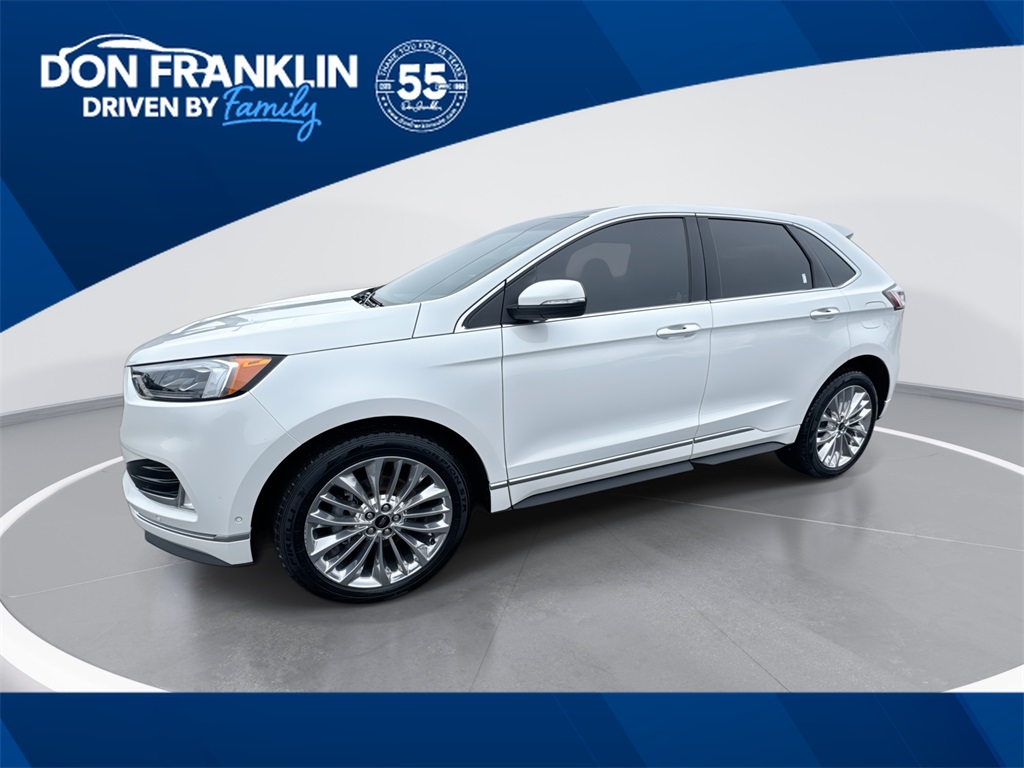 2020 Ford Edge Titanium's photo