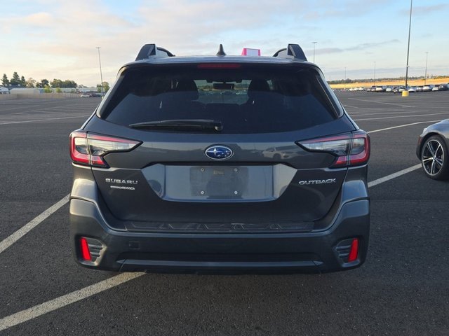 2020 Subaru Outback Premium photo 3