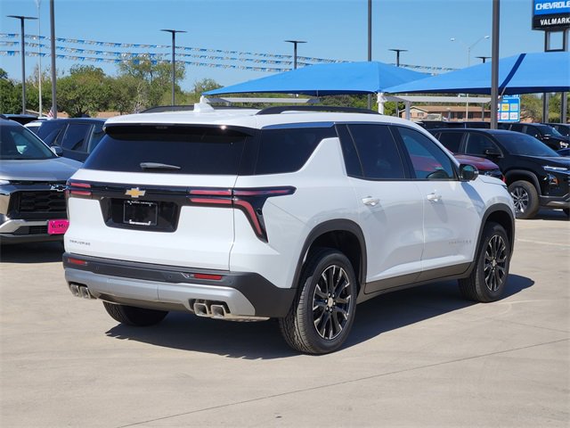 2026 Chevrolet Traverse photo 3