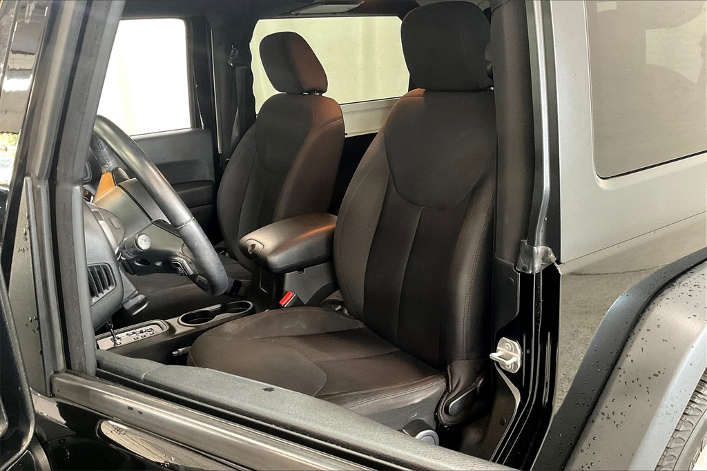 2018 Jeep Wrangler Sport photo 21