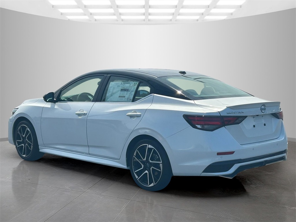 2025 Nissan Sentra SR photo 7