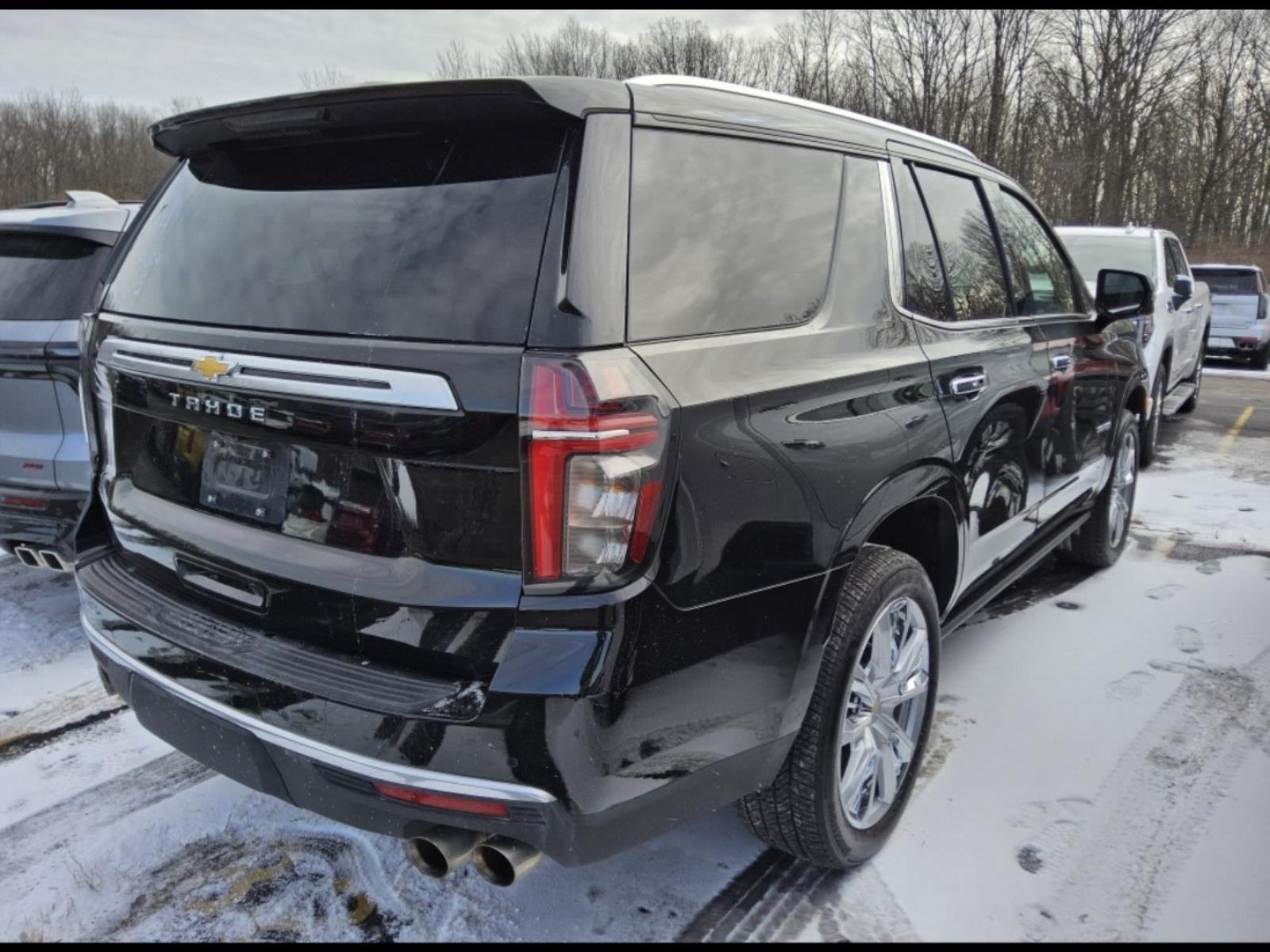 2024 Chevrolet Tahoe High Country photo 2