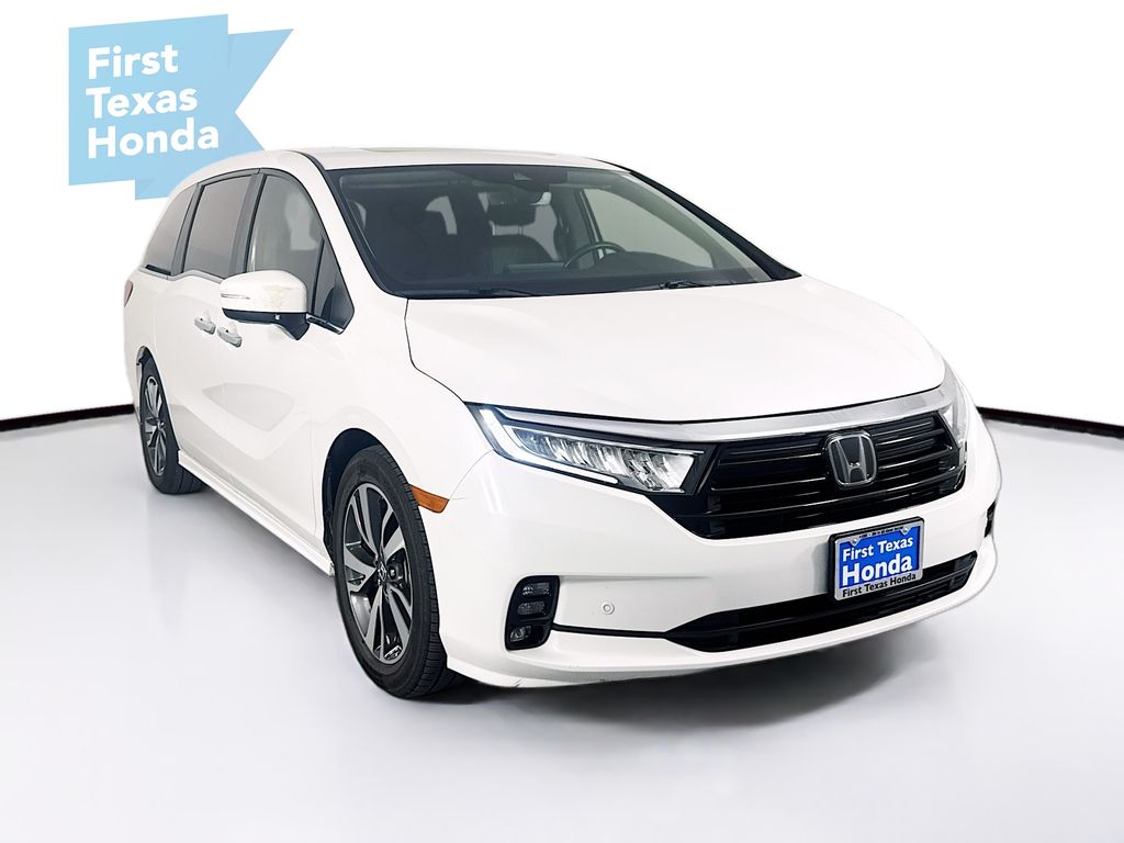2023 Honda Odyssey Touring's photo