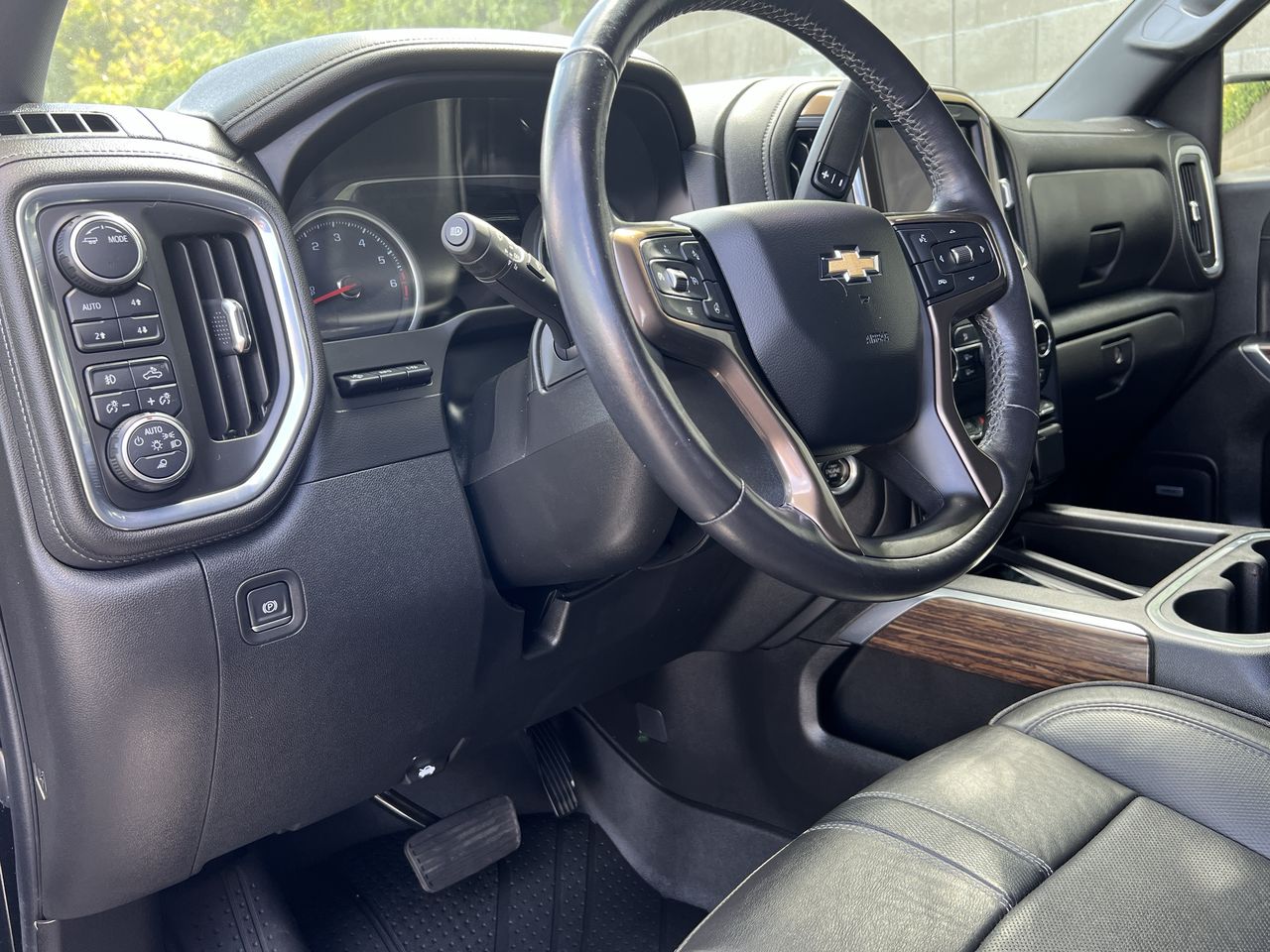 2021 Chevrolet Silverado 1500 High Country photo 42