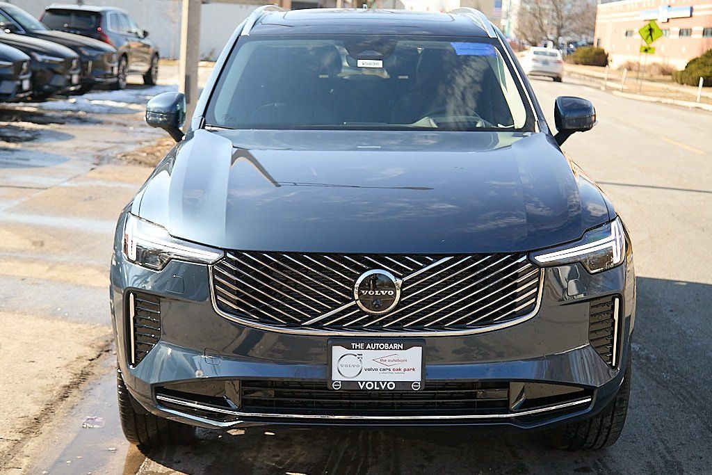 2026 VOLVO XC90 - Image 4
