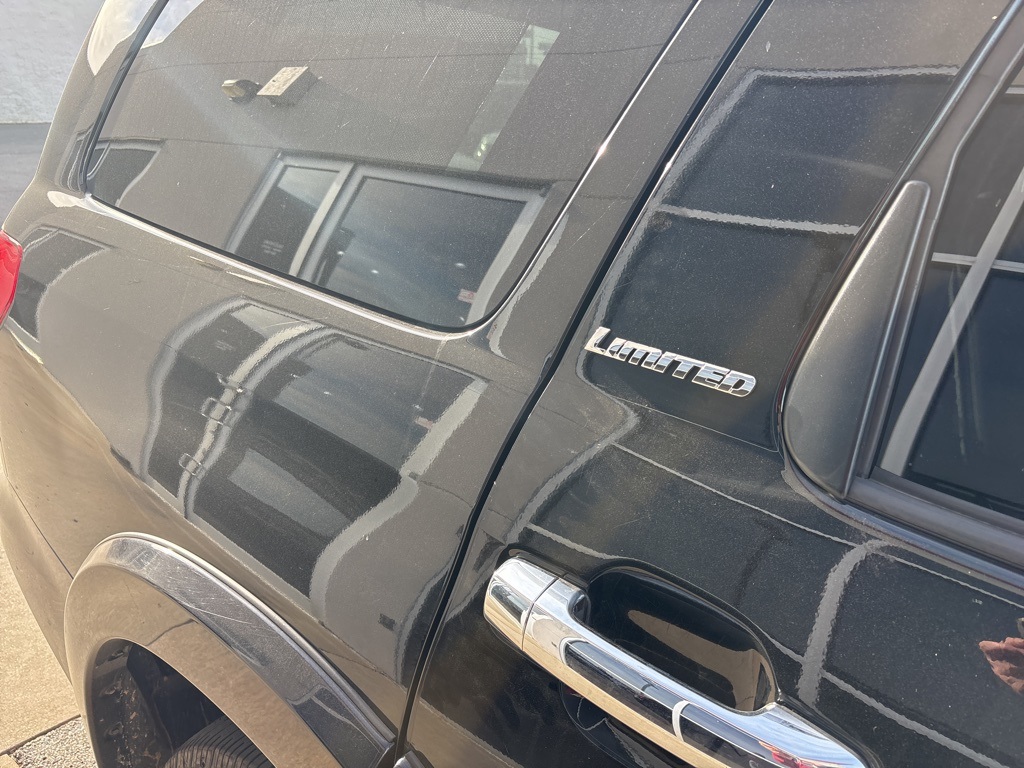 2016 Toyota Sequoia Limited photo 2