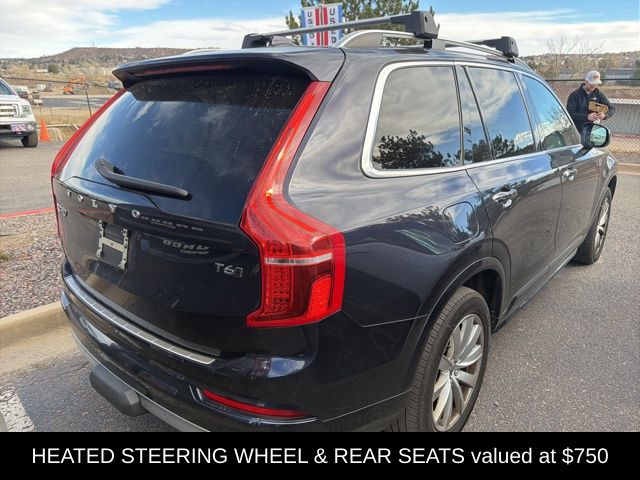 2019 Volvo XC90 T6 Momentum photo 4