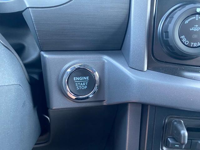 2025 Ford F-150 XLT photo 10