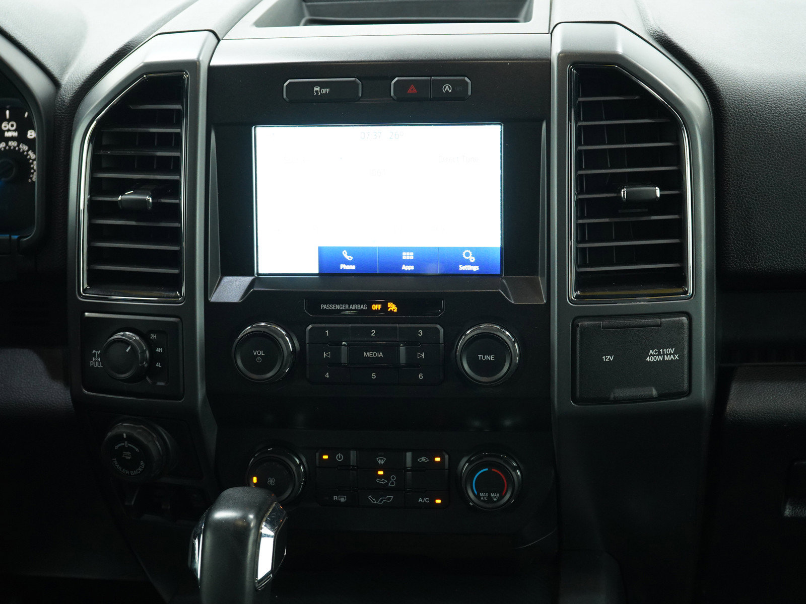 2019 Ford F-150 XLT photo 13