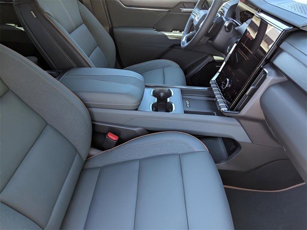 2026 Gmc Acadia AT4 photo 18