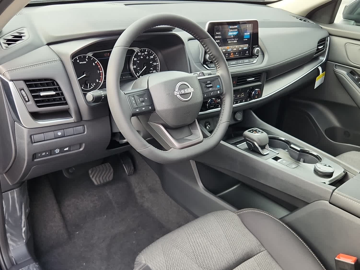 2026 Nissan Rogue SV photo 10
